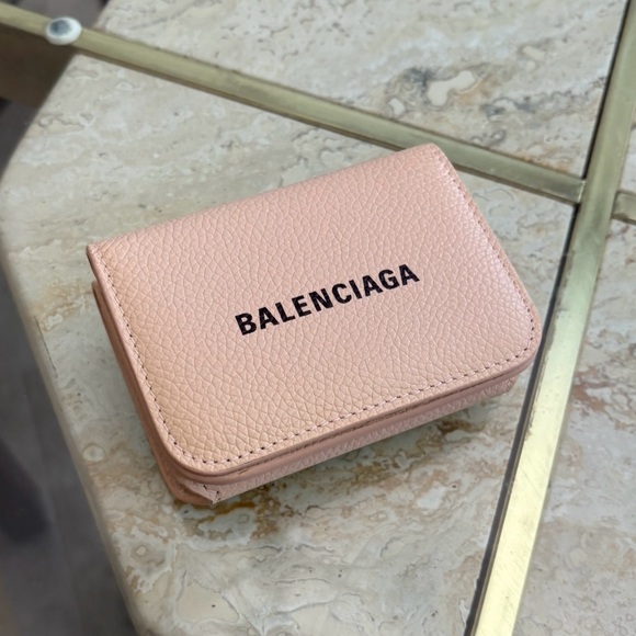 Balenciaga Handbags - Balenciaga Blush Leather Card Holder
Brand new. With tag and dust bag, Box.